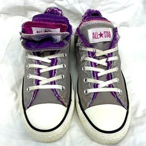 Converse Women's Sneakers in Gray and Purple
